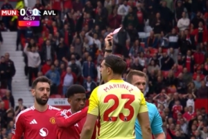 维拉跟队谈大马丁染红：大错特错的判罚！无法接受赛季这样结束