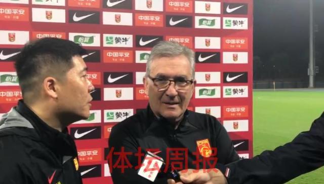 鸭脖体育-改打442菱形中场战术 伊万为国足锋无力开出药方