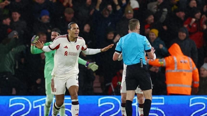 娱乐城-利物浦客场2-3负伯恩茅斯，范迪克低级失误引众怒